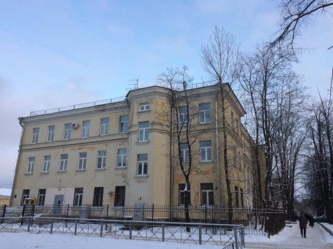 Городская поликлиника № 72 в Металлострое, фото №1