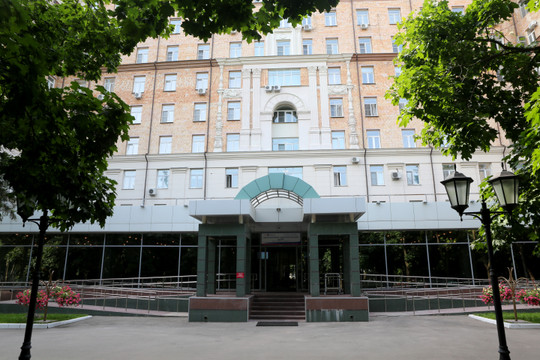 Семейная клиника РЖД-Медицина на Часовой, фото №1