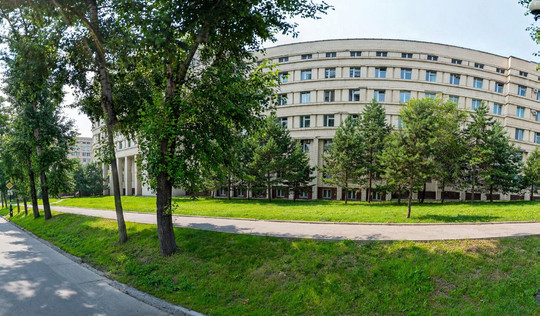 301 окружной военный госпиталь на Серышева, фото №1
