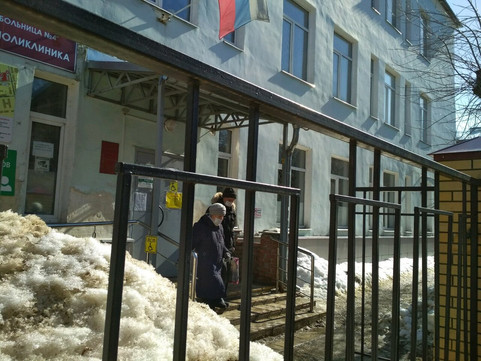 Поликлиника №4 на Каманина 25, фото №1