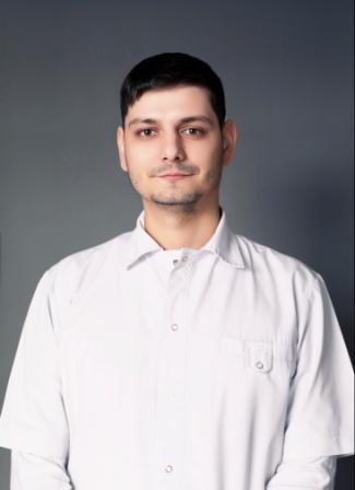 Кузменков Дмитрий Сергеевич, стоматолог-терапевт