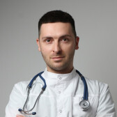 Лапшин Алексей Владимирович, ревматолог