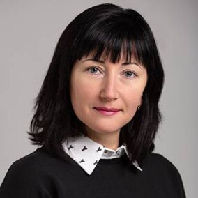 Затонская Евгения Николаевна, стоматолог-терапевт