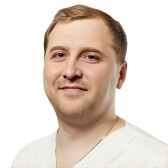 Стряпчев Кирилл Андреевич, стоматолог-хирург