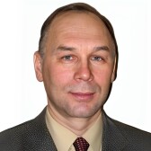 Яковенко Леонид Леонтьевич, стоматолог-хирург