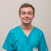 Хажомия Дато Геннадьевич, стоматолог-хирург