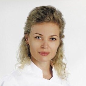 Попова Юлия Юрьевна, гинеколог
