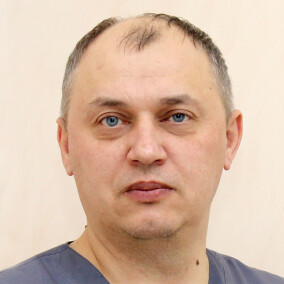 Коломин Владимир Сергеевич, стоматолог-хирург