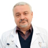 Аксенов Евгений Васильевич, семейный врач