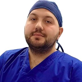 Броян Гарнук Аршалуйсович, стоматолог-терапевт