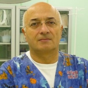 Абрамов Караман Сергеевич, хирург
