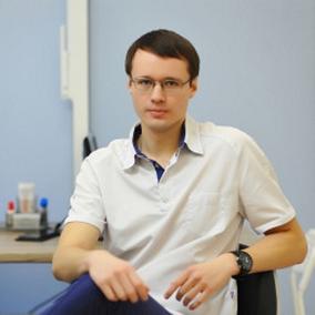 Артемьев Павел Константинович, стоматолог-терапевт