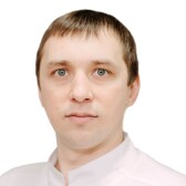 Гузенко Антон Алексеевич, стоматолог-хирург