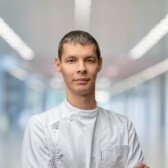 Степанов Денис Олегович, стоматолог-хирург