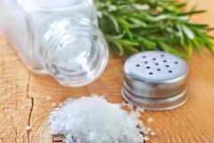 Сколько соли можно есть без вреда для здоровья?