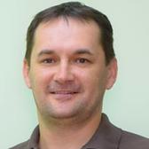 Гончаров Юрий Александрович, стоматолог-терапевт