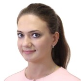 Яловая Василина Владимировна, стоматолог-терапевт