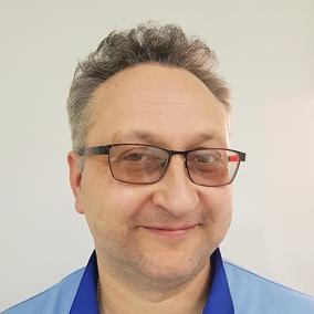 Дубровский Максим Александрович, стоматолог-терапевт