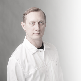 Асфендиаров Денис Дамирович, стоматолог-хирург