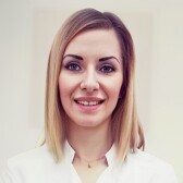 Корнилова (Шевчук) Евгения Владимировна, стоматолог-терапевт