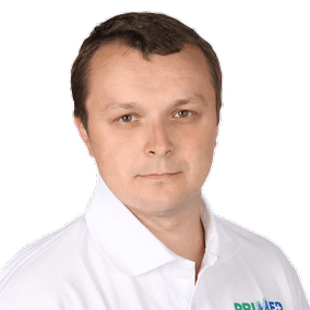 Плюснин Денис Иванович, стоматолог-терапевт