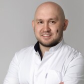 Максимов Иван Васильевич, офтальмолог-хирург