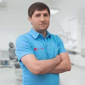 Магомедов Магомед Куравович, стоматолог-ортопед