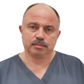 Денискин Олег Николаевич, эндоваскулярный хирург
