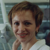 Большова Оксана Игоревна, стоматолог-терапевт