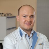 Ильюхин Олег Евгеньевич, офтальмолог-хирург