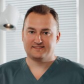 Филатов Александр Юрьевич, стоматолог-хирург
