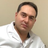 Максимов Кирилл Петрович, офтальмолог