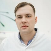 Иващенко Олег Игоревич, стоматолог-хирург