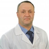 Якушин Эдуард Геннадьевич, хирург