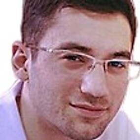Яхьяев Амир Османович, уролог