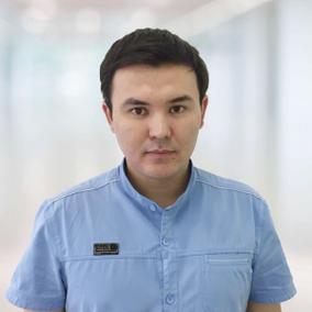 Максимов Амантур Акимжанович, детский хирург