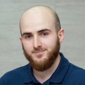 Ханов Ислам Нариманович, стоматолог-терапевт