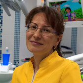 Подноскова Виктория Викторовна, детский стоматолог