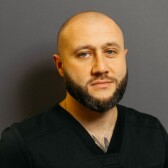 Гладышев Александр Сергеевич, стоматолог-хирург