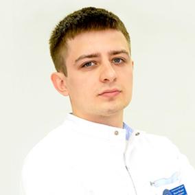 Ильин Михаил Михайлович, стоматолог-терапевт