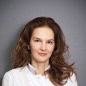 Рузанова Евгения Геннадьевна, врач-косметолог