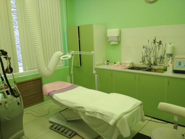 Центр лазерной терапии «Андромеда» на Костина