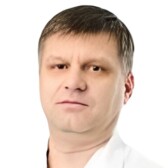 Ушенин Евгений Михайлович, травматолог-ортопед