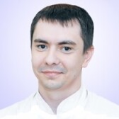 Хрулев Алексей Аркадьевич, стоматолог-терапевт