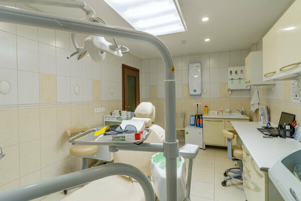 Стоматологическая клиника «Денталюкс»