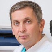 Алексеев Виктор Вадимович, офтальмолог-хирург
