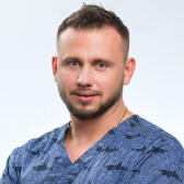 Засенко Юрий Вячеславович, стоматолог-терапевт