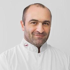 Параскевов Анзор Сергеевич, врач УЗД