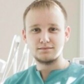 Середкин Виктор Олегович, стоматолог-терапевт