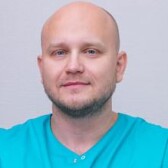 Бажанов Иван Валерьевич, стоматолог-терапевт